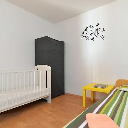 House 1717 بيت للعطل بالي